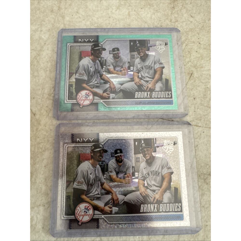 2026 Topps Series 1 Bronx Buddies #302 Aqua & Glitter Rainbow Foil NY Yankees SP